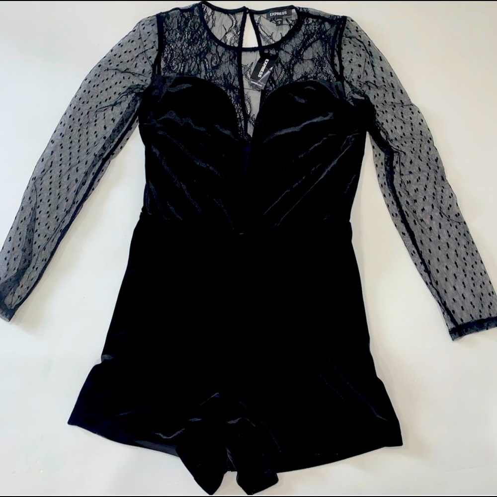 Used express black Romper size L